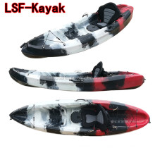 2020 China OEM wholesale cheap single sea fishing canoe which is sitting on top of kayak